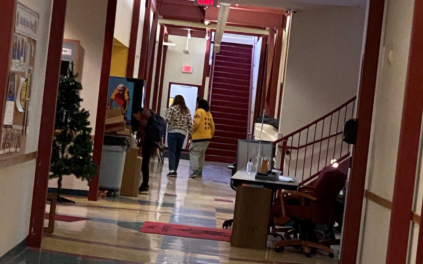 Students browse the hallways and visit with instructors during the first day of registration on Tuesday. Registration for classes will run until 5 pm every day until Jan. 12. Classes for Spring semester will resume on Jan. 5. / Photo By Rusty LaFrance, Four Points Press